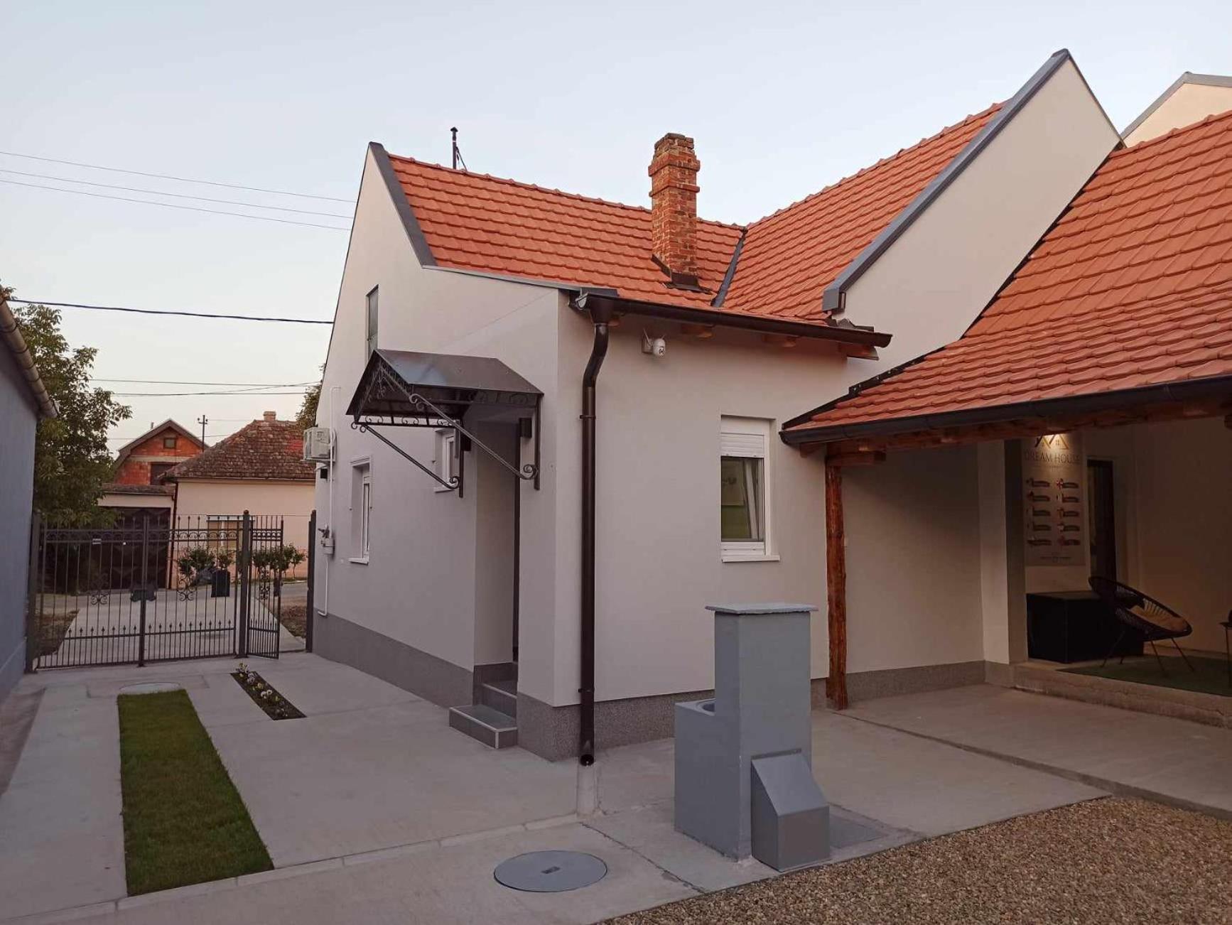 Dream House Apartment Vrsac Exterior photo